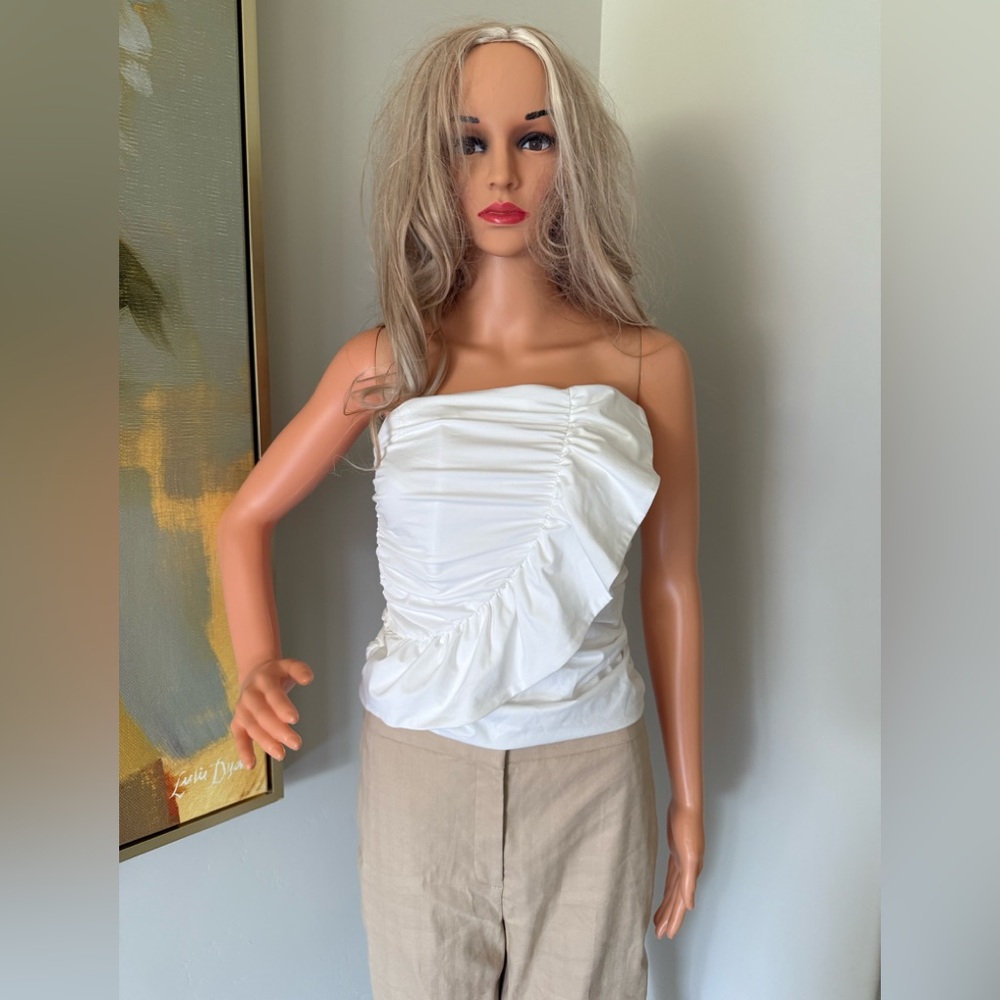 New Never Worn White Gorgeous Ruffle Bustier